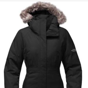 The North Face W Arctic Parka TNF Black